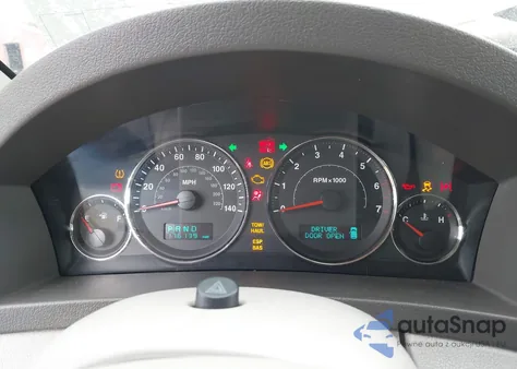 2006 Jeep Grand Cherokee Overland z USA, uszkodzony, nr VIN 1J8HR68206C138624